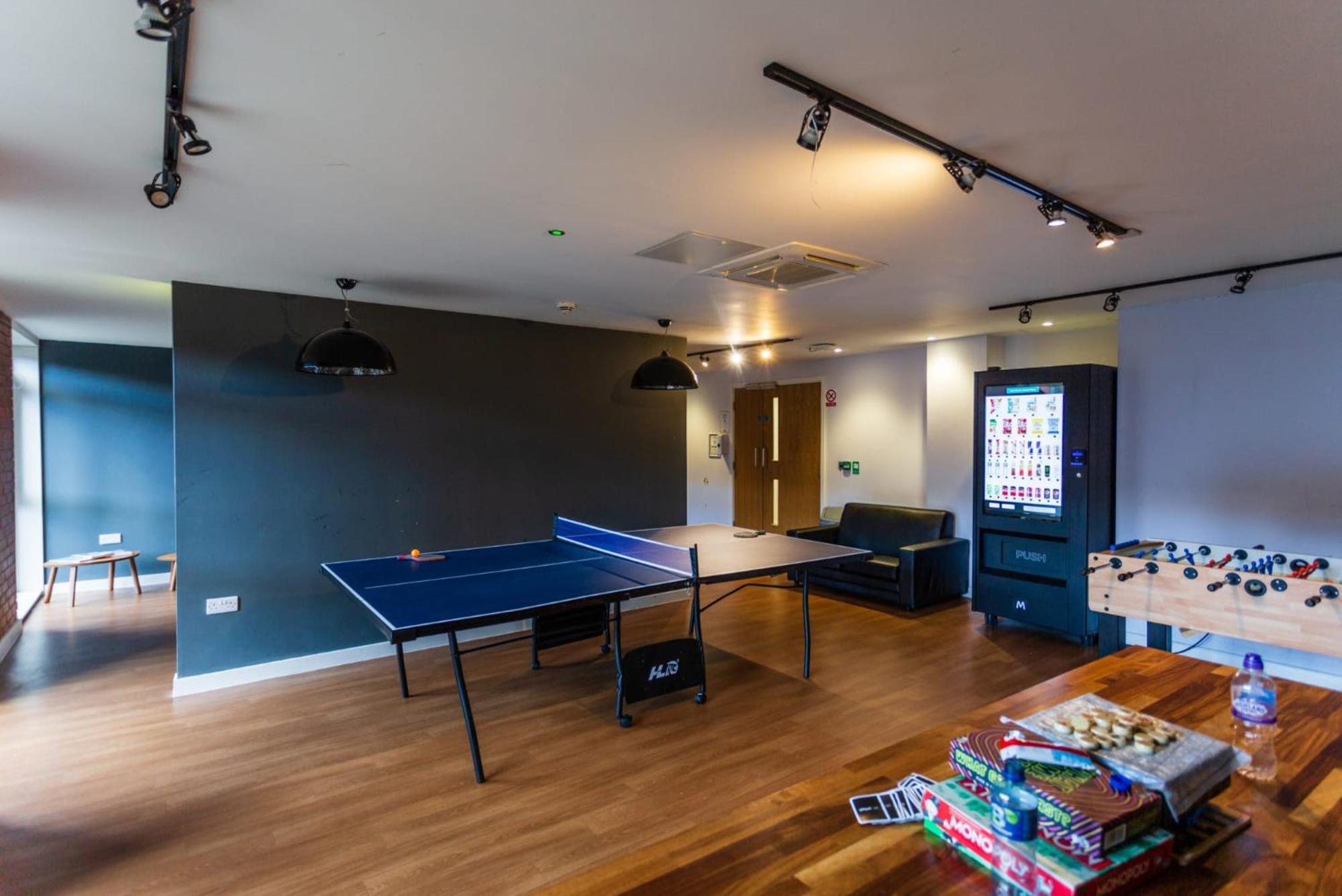 For Students Only Corner House In Sheffield Apartment Exterior photo